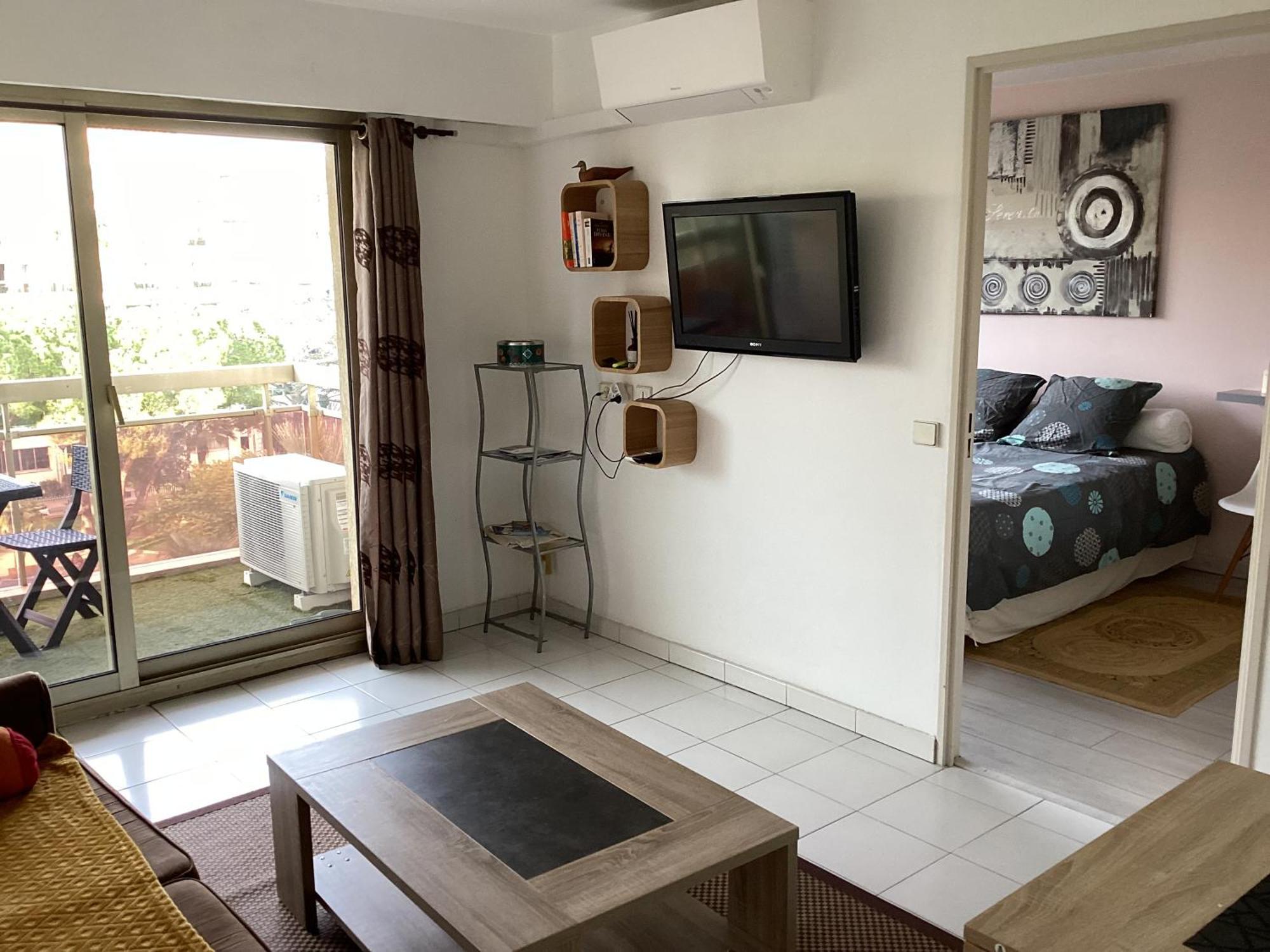 Appartement 2 Pieces Meubles A Juan Les Pins Antibes Buitenkant foto